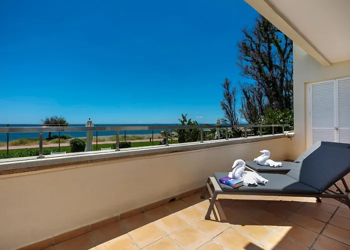 公寓 Appt 401-3-bed-heaven Beach-paseo-all Year Heated Pool-free Bikes 埃斯特波纳