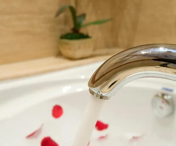 Appt 401-3-bed-heaven Beach-paseo-all Year Heated Pool-free Bikes 埃斯特波纳