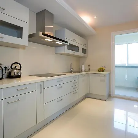 Appt 401-3-bed-heaven Beach-paseo-all Year Heated Pool-free Bikes Apartament Estepona