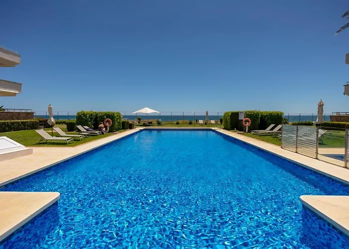 Appt 401-3-bed-heaven Beach-paseo-all Year Heated Pool-free Bikes *