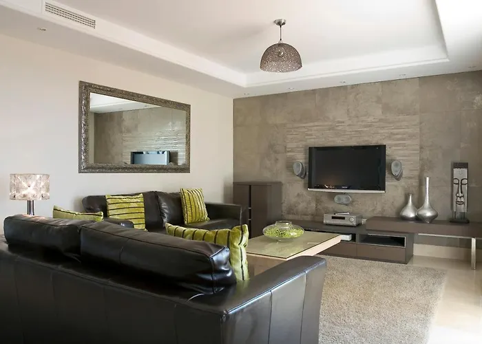 Appt 401-3-bed-heaven Beach-paseo-all Year Heated Pool-free Bikes Apartament Estepona