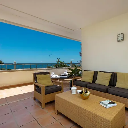 Appt 401-3-bed-heaven Beach-paseo-all Year Heated Pool-free Bikes * Estepona