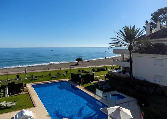 Appt 401-3-bed-heaven Beach-paseo-all Year Heated Pool-free Bikes Appartamento Estepona
