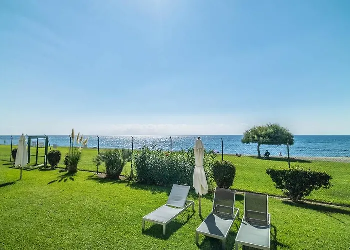 Appartamento Appt 401-3-bed-heaven Beach-paseo-all Year Heated Pool-free Bikes Estepona